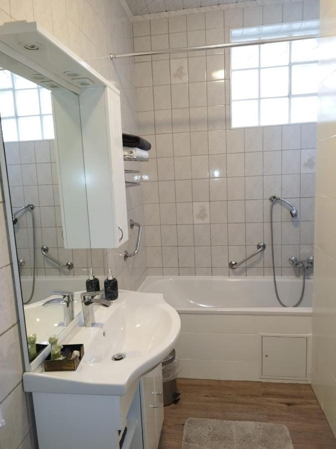 Ferienwohnung Maks Und Kris Sankt Andra am Zicksee ภายนอก รูปภาพ